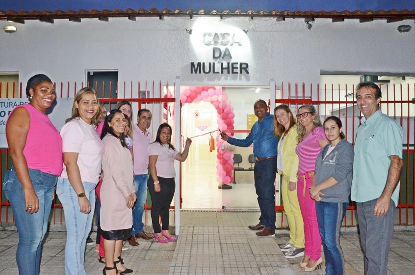 Prefeitura entrega obras de revitalização da Casa da Mulher