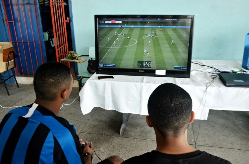 II Campeonato Municipal de Games atrai alunos de  toda rede de ensino de Volta Red