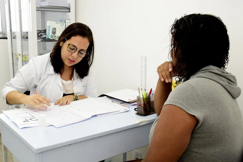 Exames, testes e vacina serão feitos das 8h às 16h em unidades espalhadas pelo município 