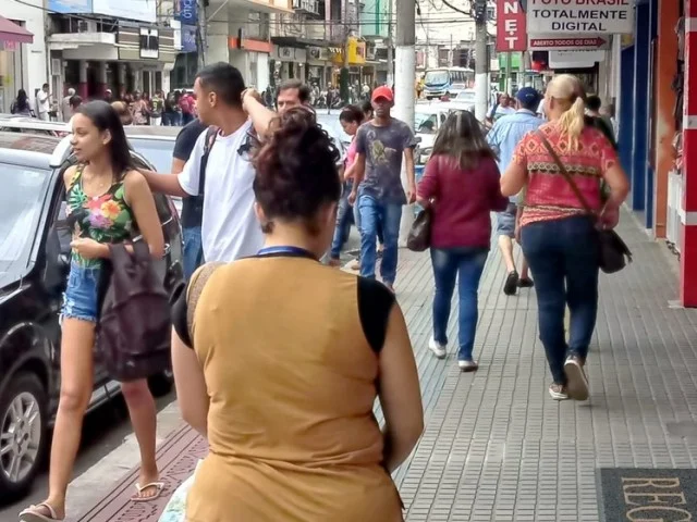 Barra Mansa cria 925 vagas formais de trabalho em outubro