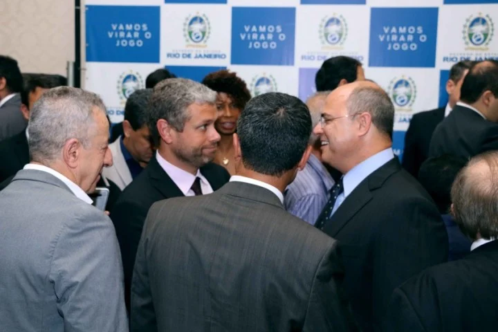 Prefeito Rodrigo Drable participa de cerimônia de posse do novo secretário estadual de Infraestrutura