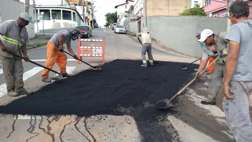 Operação Tapa Buracos: Volta Redonda intensifica ações aos finais de semana