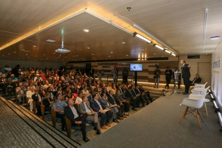 Representantes turísticos vão divulgar o estado no exterior