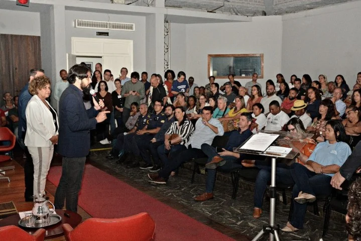 População e poder público puderam dialogar sobre serviços oferecidos e novas propostas durante o evento