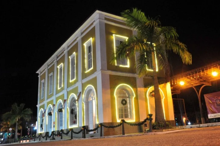 Barra Mansa oferece exposição de artista local na Estação das Artes