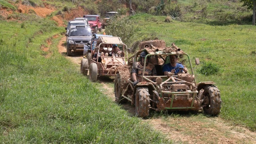 Porto Real Off Road reuniu público de diversas cidades do Brasil