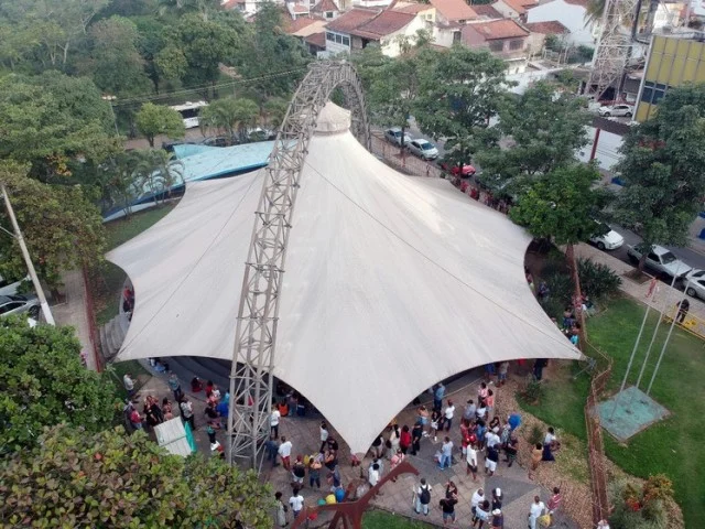 Aulas de dança de salão gratuitas são realizadas no Memorial Zumbi