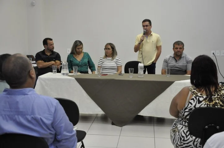Prefeito dá posse aos novos conselheiros tutelares Pinheiral
