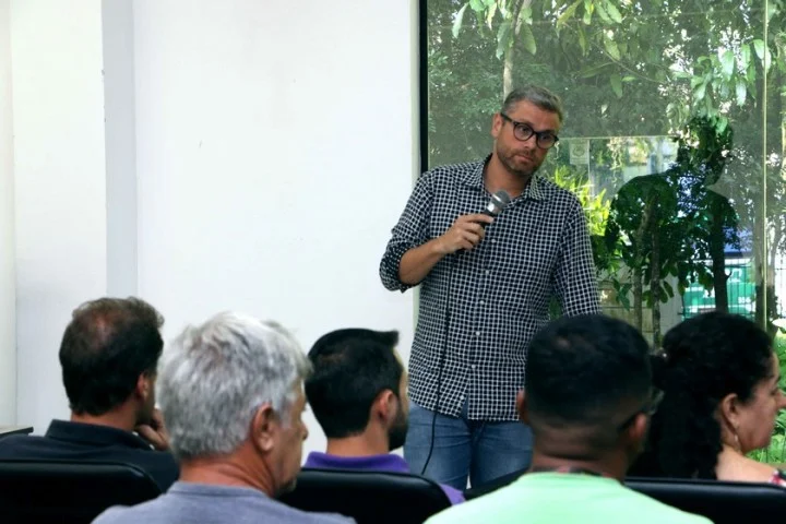 Rodrigo Drable se reúne com representantes de diversos municípios para debater a nova concessão da Via Dutra