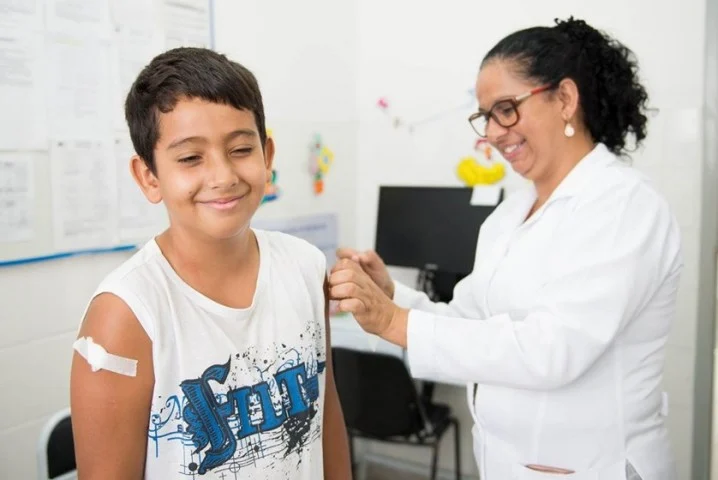 Resende imunizou mais de 1,6 mil pessoas contra o sarampo no sábado