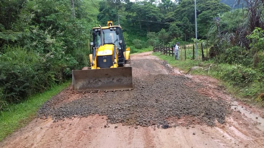 Prefeitura de Resende recupera estradas rurais prejudicadas pelas chuvas