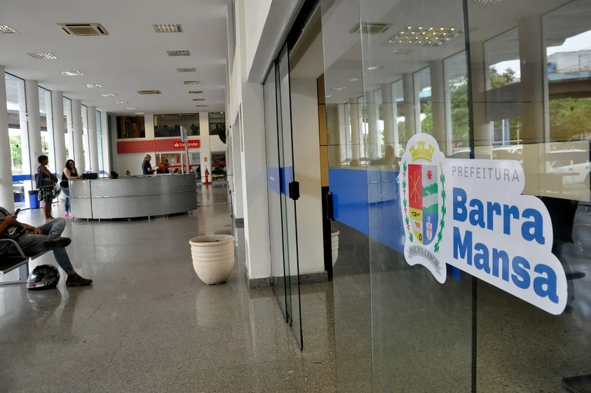 Prefeitura de Barra Mansa orienta população a solicitar serviços por Internet ou telefone