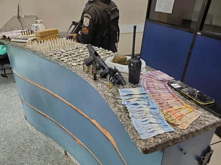 2 presos por tráfico e um menor apreendido em Barra Mansa
