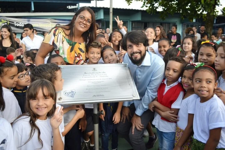 Prefeitura de Volta Redonda entrega revitalização da Escola Luiz Cantanhede