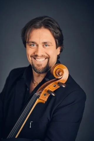 Envolvidos no Projeto Musicas nas Escolas e na Orquestra Sinfônica participarão do aprimoramento com professores renomados no cenário internacional
