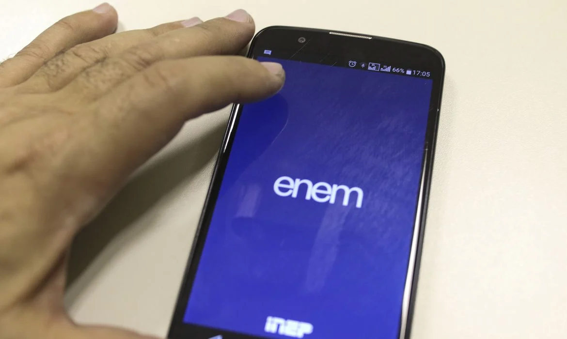 Enem 670 mil estudantes solicitam isenção da taxa de inscrição