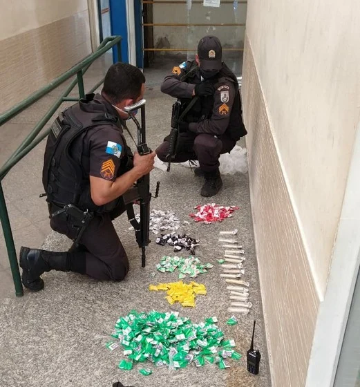 PM prende homem por tráfico em Barra Mansa