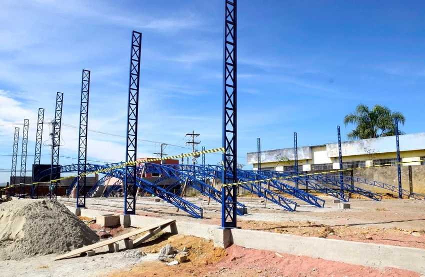 ESCOLA MUNICIPAL DONA MARIÚCHA PASSA POR OBRAS DE REFORMA GERAL