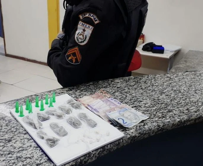 Preso homem por suspeita de tráfico em Pinheiral