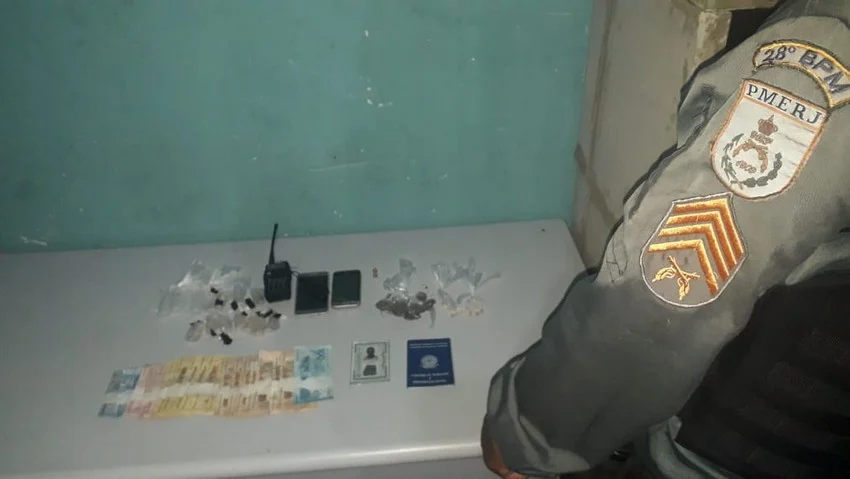 Prisão por tráfico de drogas no bairro Candelária- VR