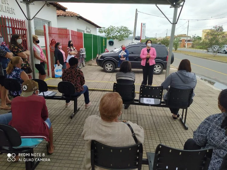 Campanha do Outubro Rosa acontece com medidas preventivas à Covid-19
