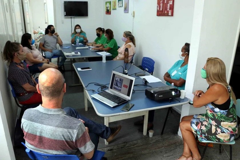 Prefeitura de Barra Mansa alinha ações de cuidado à população em situação de rua