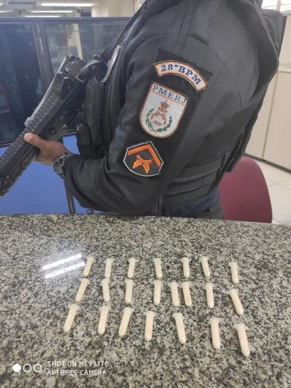 Apreensão de drogas no bairro Três Poços em Volta Redonda