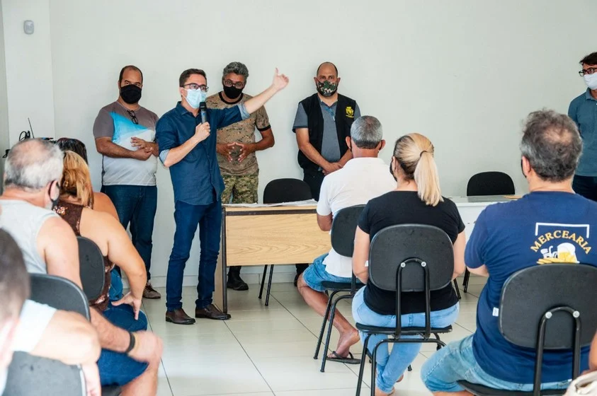 Novo decreto: Prefeito de Pinheiral se reúne com comerciantes e pastores sobre novas medidas contra a covid-19