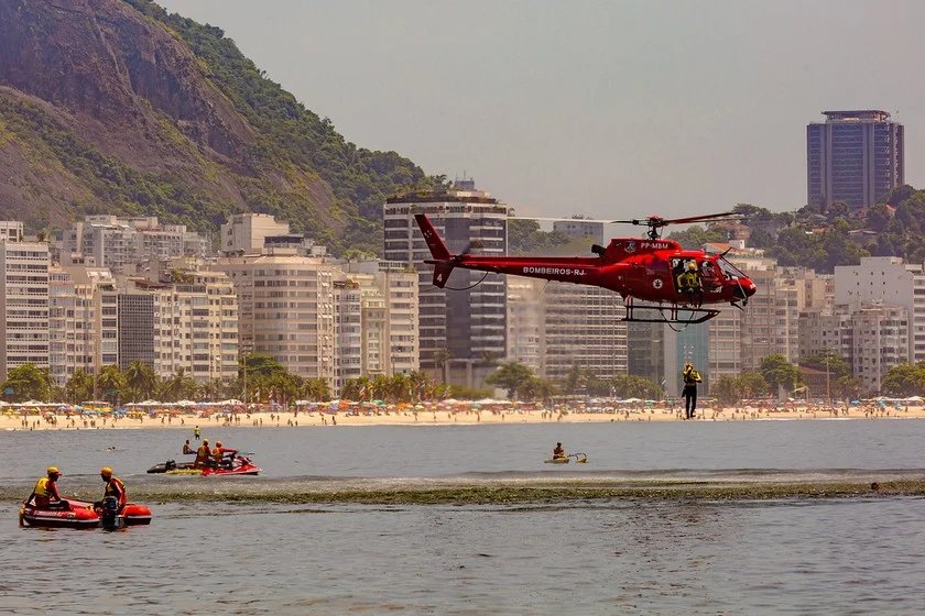 Verão: Corpo de Bombeiros RJ reforça operação nas praias