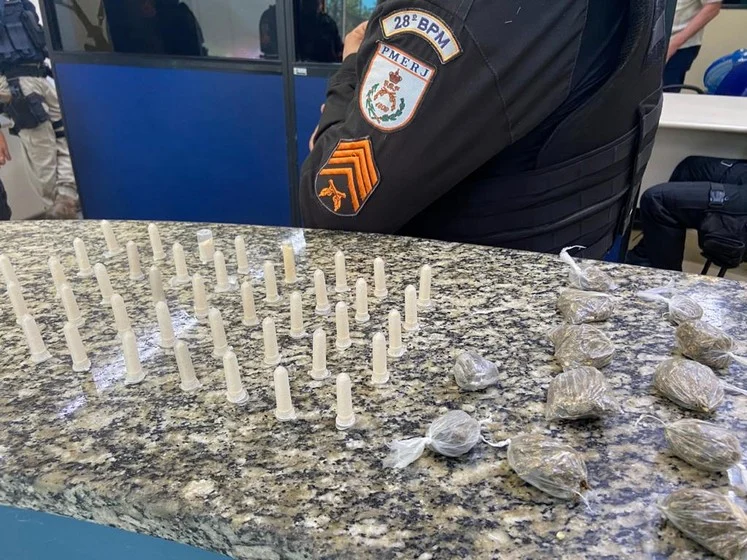 Jovem é preso por tráfico de drogas no São Judas Tadeu em Barra Mansa