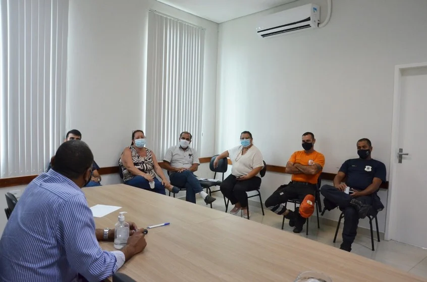 Prefeitura intensifica conscientização contra Covid-19 neste fim de ano