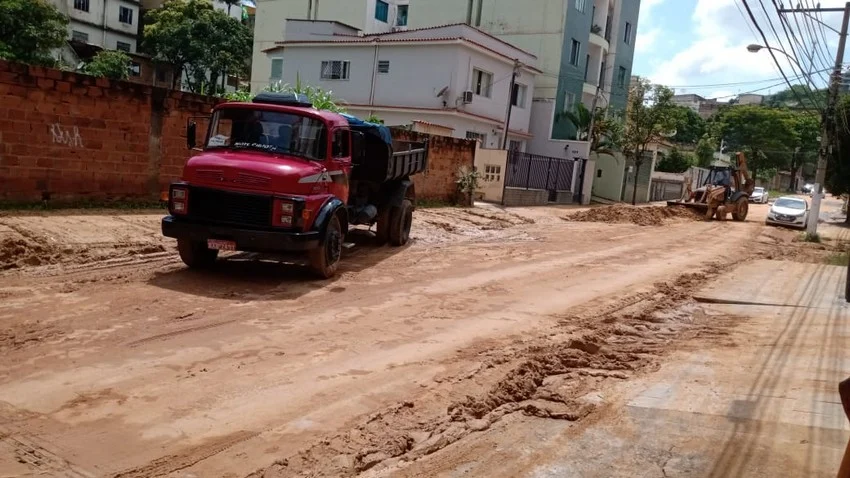 Prefeitura de Volta Redonda trabalha na limpeza da cidade após fortes chuvas