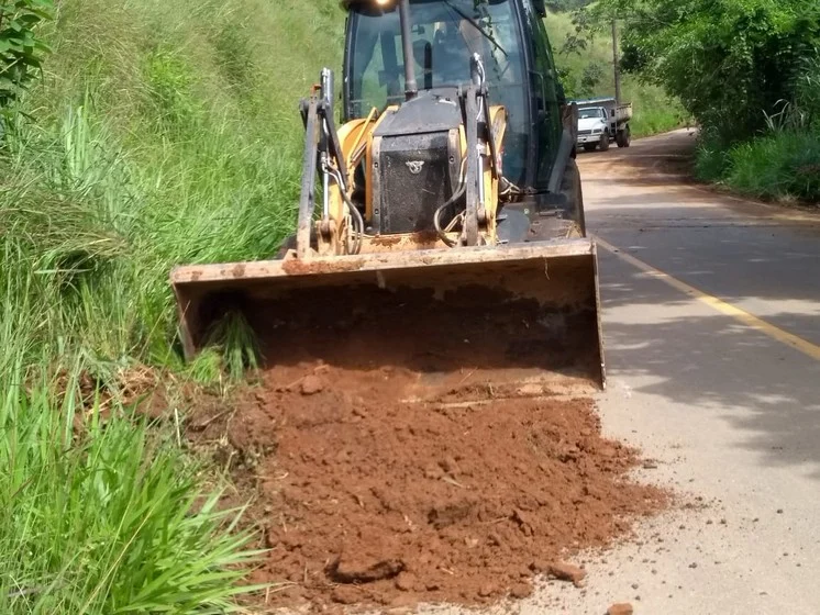 Prefeitura encerra drenagem em via de acesso ao Túnel 20