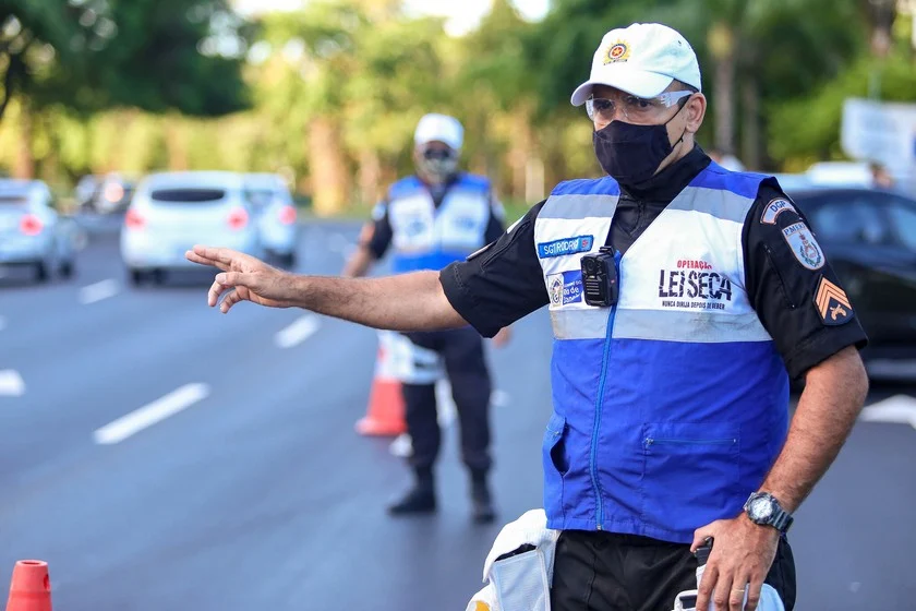 Operação Verão da Lei Seca retira das ruas mais de 1,8 mil motoristas embriagados