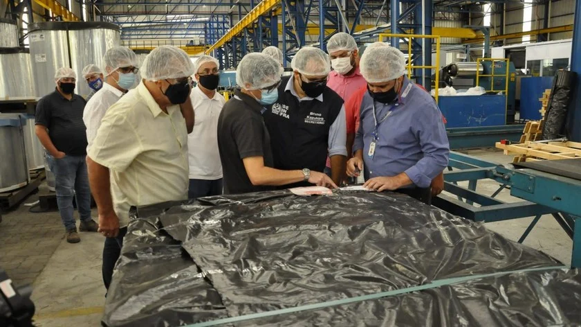 Prefeito e secretário de estado de infraestrutura visitam polo industrial em Pinheiral
