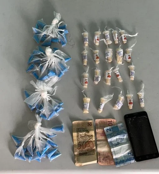 pm faz prisao por trafico de drogas