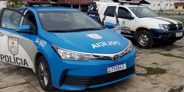 Guarda e PM encerram festa clandestina com acampamento e música eletrônica
