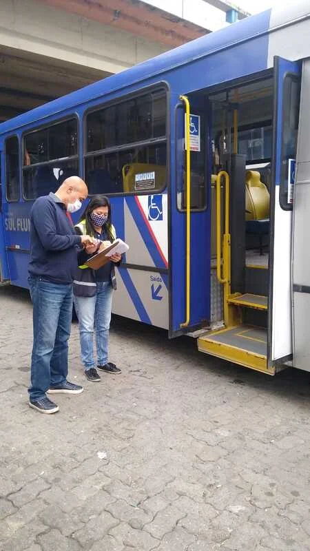 Secretário da Pessoa com Deficiência acompanha fiscalização em ônibus