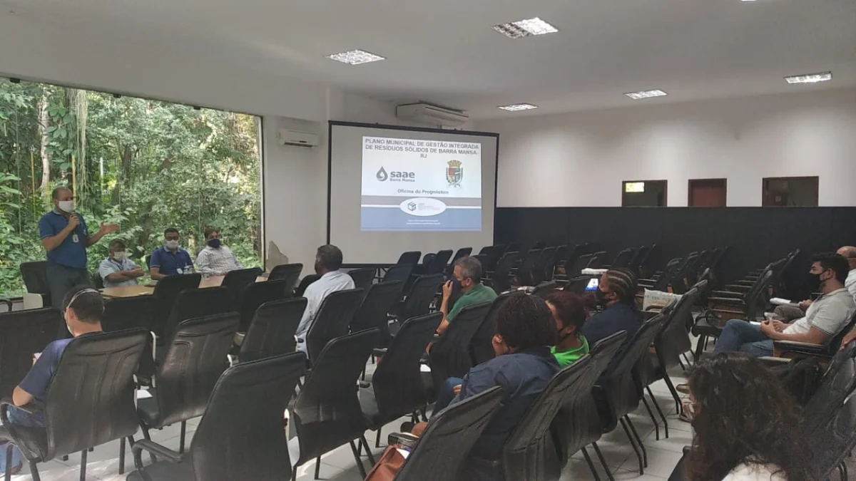 Saae-BM realiza oficina on-line para debater Plano Municipal de Gestão Integrada de Resíduos Sólidos