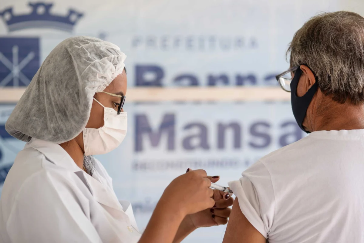 Barra Mansa recebe 11.120 doses de vacina AstraZeneca