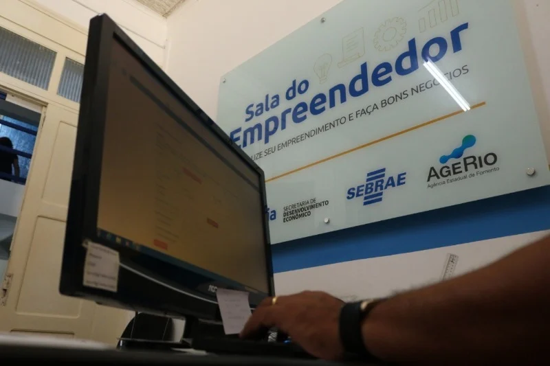 Prefeitura adere ao Programa Supera Rio, que oferece auxílio financeiro para pequenos empresários e produtores rurais