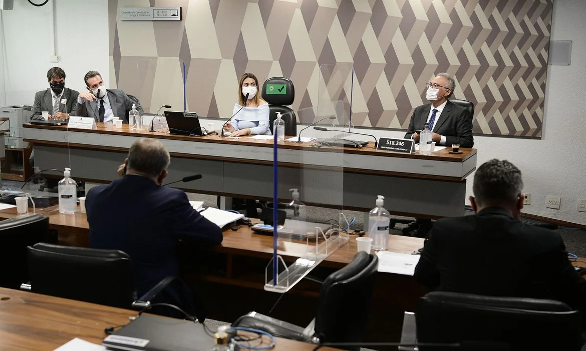 Comissão Parlamentar de Inquérito da Pandemia (CPIPANDEMIA) realiza oitiva do empresário representante da empresa Davati Medical Supply, que afirma ter recebido pedido de propina de representante do Ministério da Saúde para conseguir vender