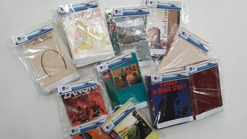 Encontro inesperado com a cultura: biblioteca de Resende inicia projeto ‘livros livres’