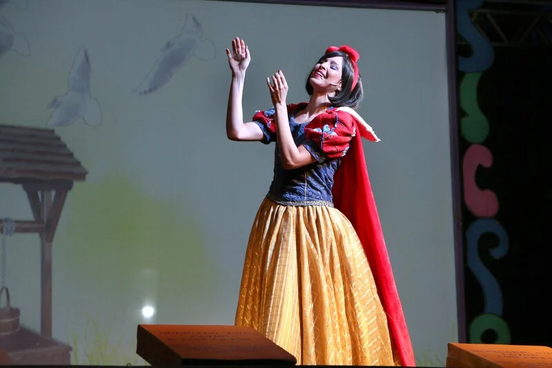 Barra Mansa recebe teatro drive-in do clássico ‘Branca de Neve’
