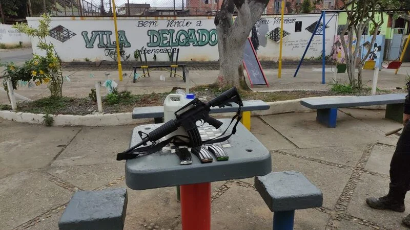 PM faz nova apreensão de fuzil em Barra Mansa