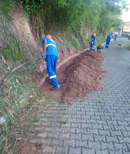 Saae-BM leva serviços de capina, roçada e melhoria de meios-fios a bairros da cidade