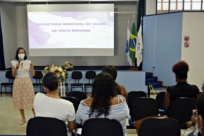 Secretaria de Saúde capacita profissionais para campanha de vacinação contra gripe em Volta Redonda