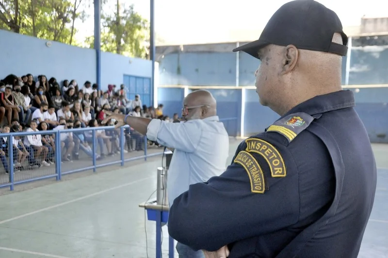 Alunos do Colégio Paulo Basílio participam de palestra com a GMBM e Compod
