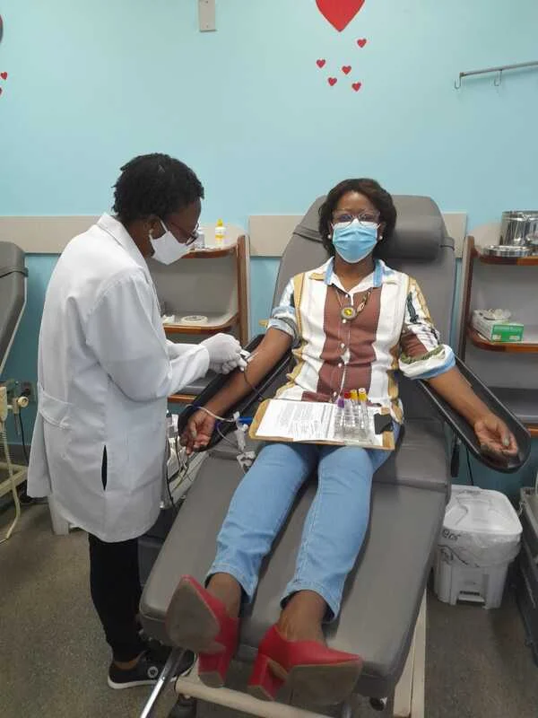 Fátima Lima convida a população de Barra Mansa para doar sangue
