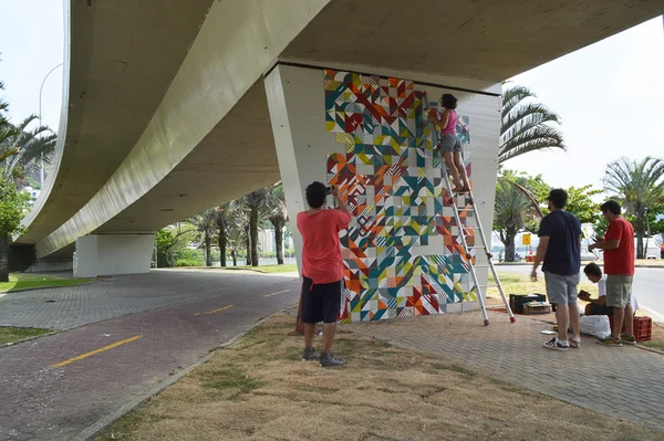Desenho urbano toma forma em ruas do Rio de Janeiro